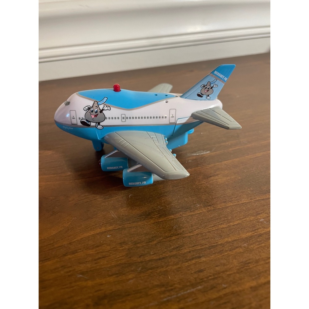 Hershey's Flying Kiss Light Up Airplane Toy Hershey PA Souvenir Blue White Jet